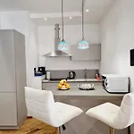 דירה Homeholidaysanremo - Luxe & Glamour *