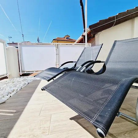 Homeholidaysanremo - Luxe & Glamour Apartman