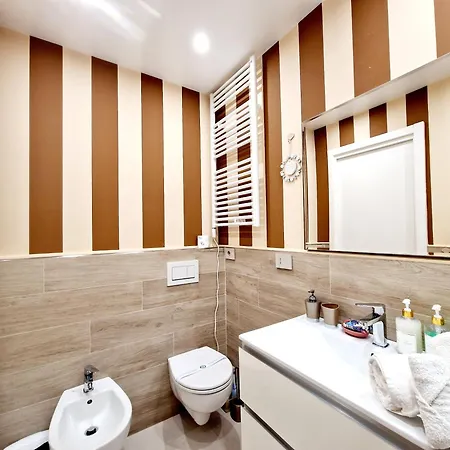 Homeholidaysanremo - Luxe & Glamour Apartman