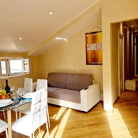 Homeholidaysanremo - Luxe & Glamour Appartement