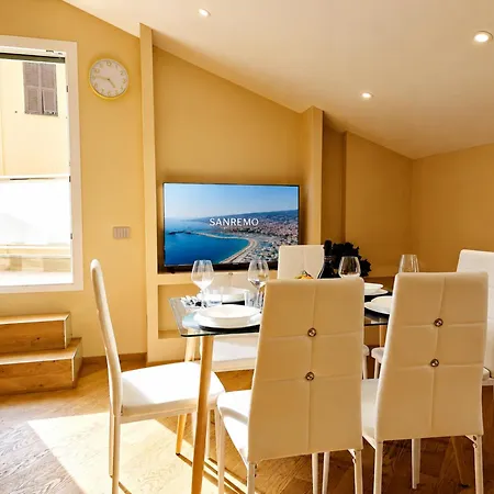 Homeholidaysanremo - Luxe & Glamour Διαμέρισμα Σαν Ρέμο