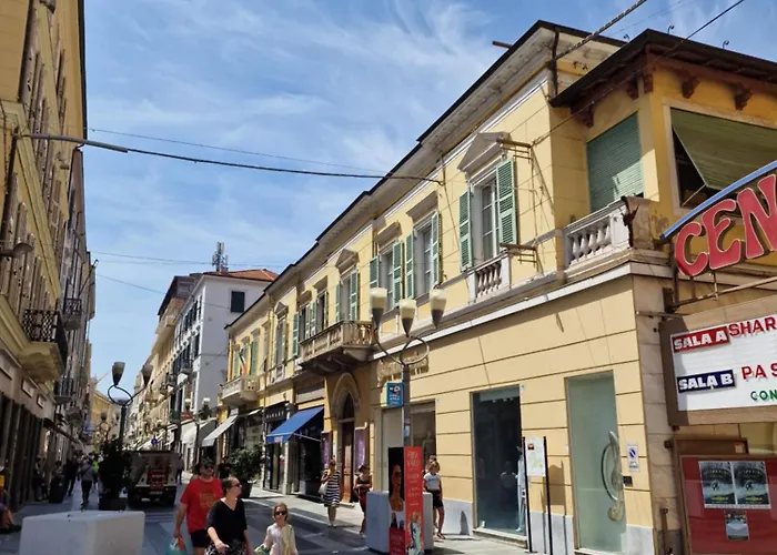 Homeholidaysanremo - Luxe & Glamour
