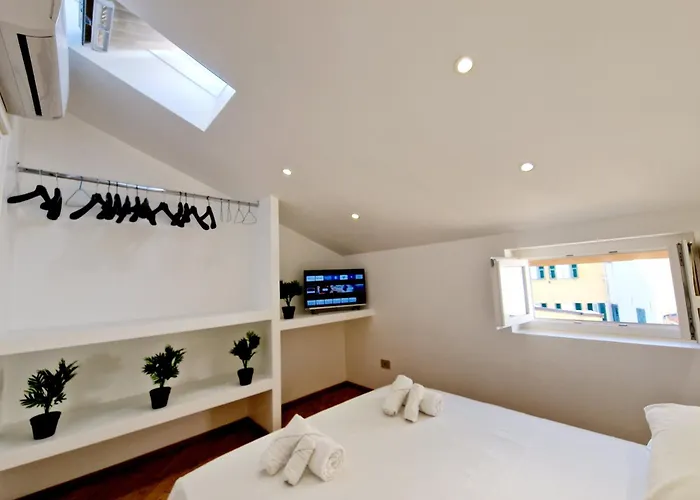 Apartament Homeholidaysanremo - Luxe & Glamour San Remo